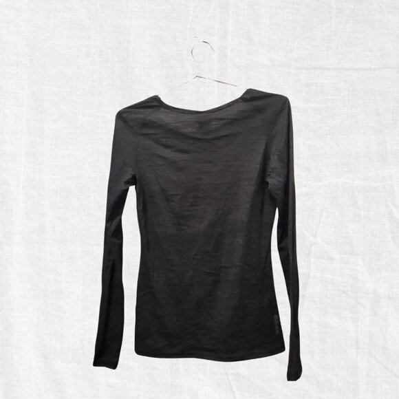 NWT Stylish Black Long-Sleeve T-Shirt by Bench #1 - Picture 2 of 4